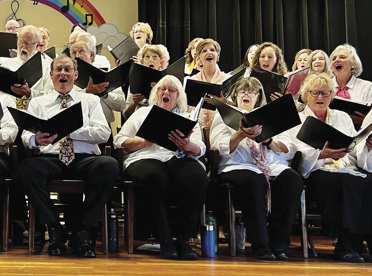 Singers wanted for Lake Region Community Chorus